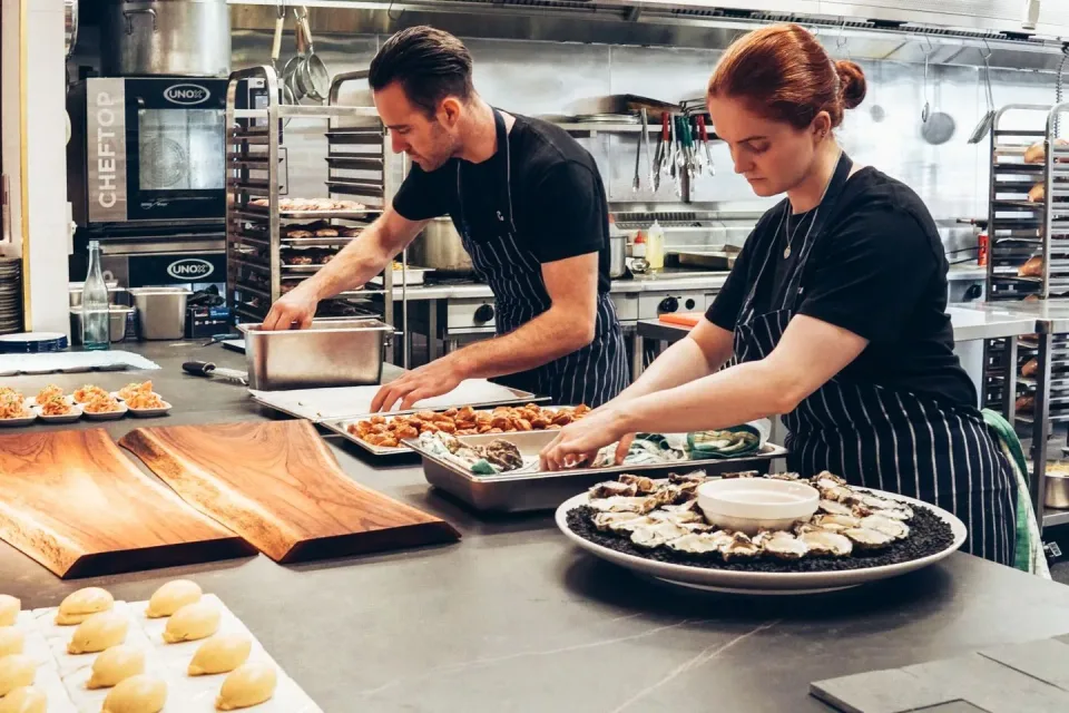 Chef — Commercial Kitchen